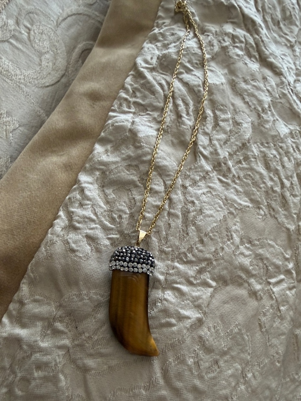 Tiger eye horn pendant two inches gold tone bale top of horn embellished with - Picture 2 of 9